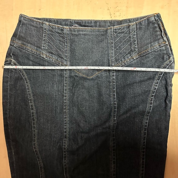 Bebe Denim Lace Back Corset Skirt Size Small - Picture 12 of 16